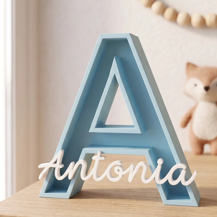 Letra infantil hueca personalizada