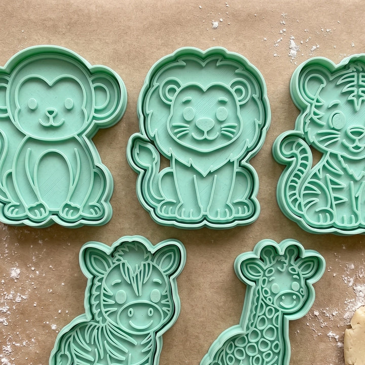 Cortadores de galletas animales de la jungla