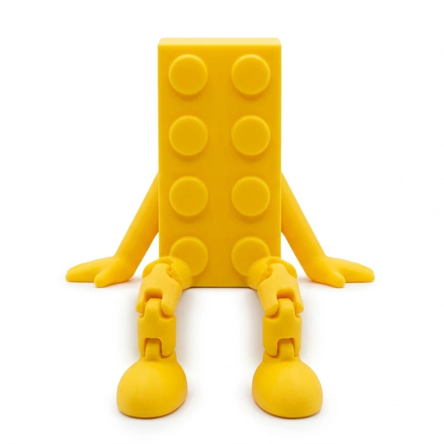 Primer plano de las articulaciones de precisión y el acabado superficial satinado de la figura articulada de colección.